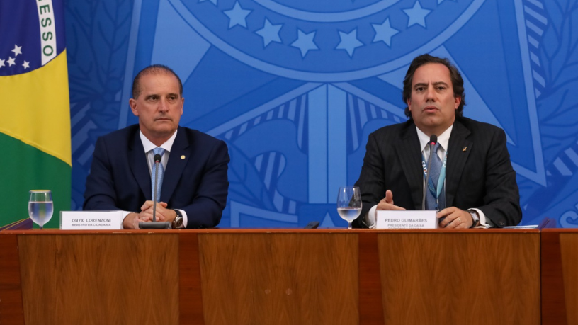 Em tempo recorde, Pedro Duarte Guimarães detalha a estratégia do governo Bolsonaro para viabilizar o Auxílio Emergencial.