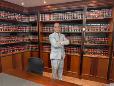 Leonardo Manzan aponta a arbitragem como caminho estratégico para reduzir litígios fiscais após a reforma.