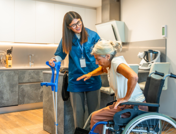 O Senior living avança como resposta demográfica e oportunidade imobiliária, explica Alex Nabuco dos Santos.