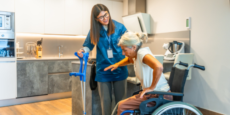 O Senior living avança como resposta demográfica e oportunidade imobiliária, explica Alex Nabuco dos Santos.